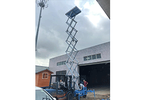 東莞升降機(jī)廠家告訴你固定式升降機(jī)如何進(jìn)行安全檢驗(yàn)？